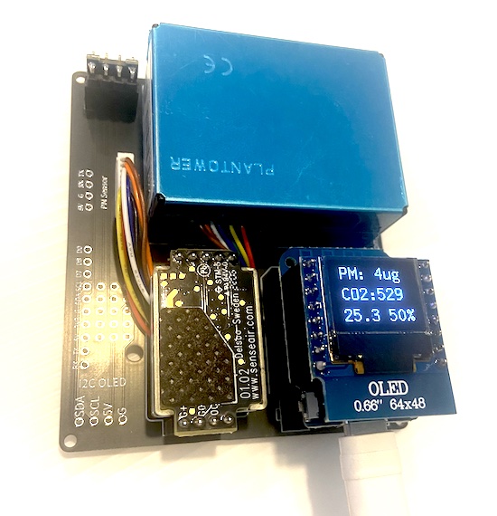 Assembled DIY Air quality monitor by AirGradient